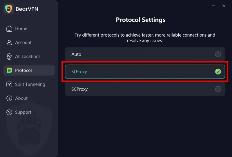 Choosing the SLProxy streaming protocol in BearVPN settings to bypass network firewalls.