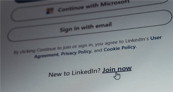 Protect your Social Media Credentials